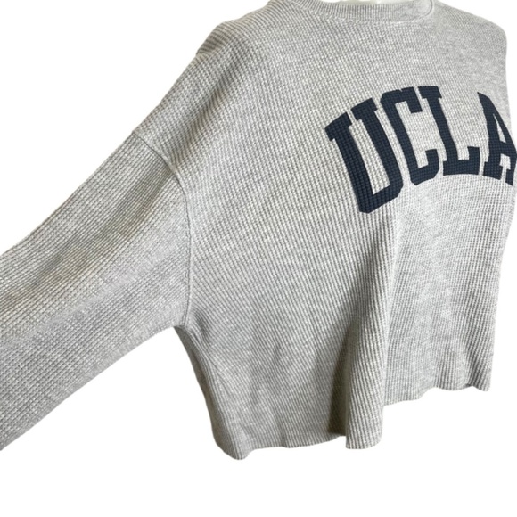 UCLA Thermal Boxy Long Sleeve Top 🤍 - Picture 2 of 9